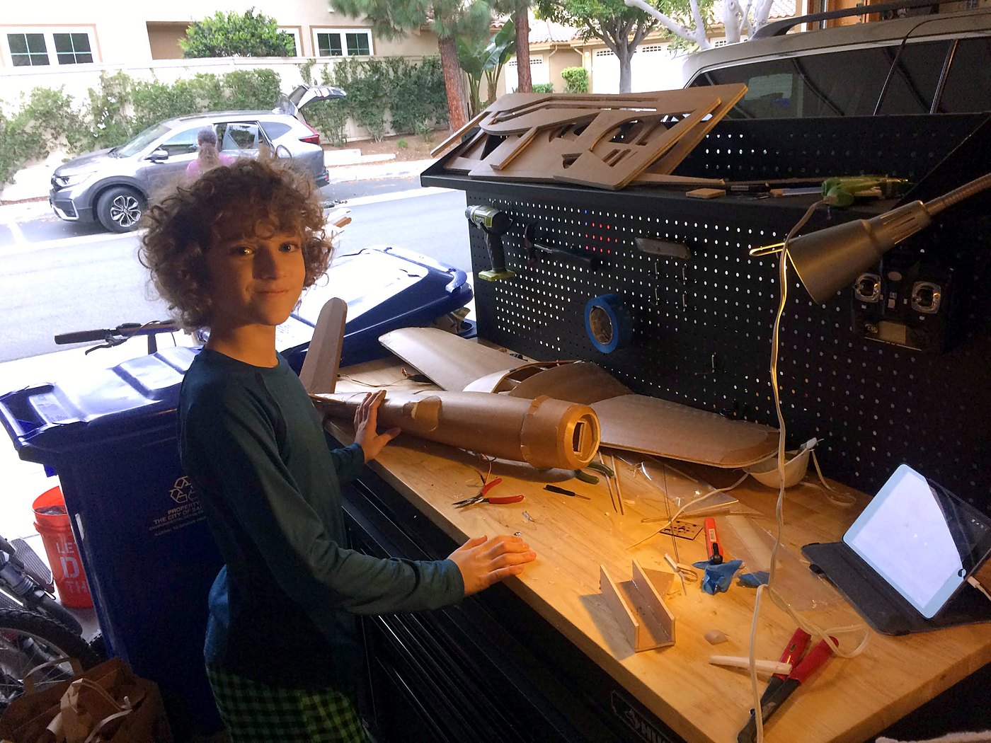 Building the FT Corsair at a garage workbench
