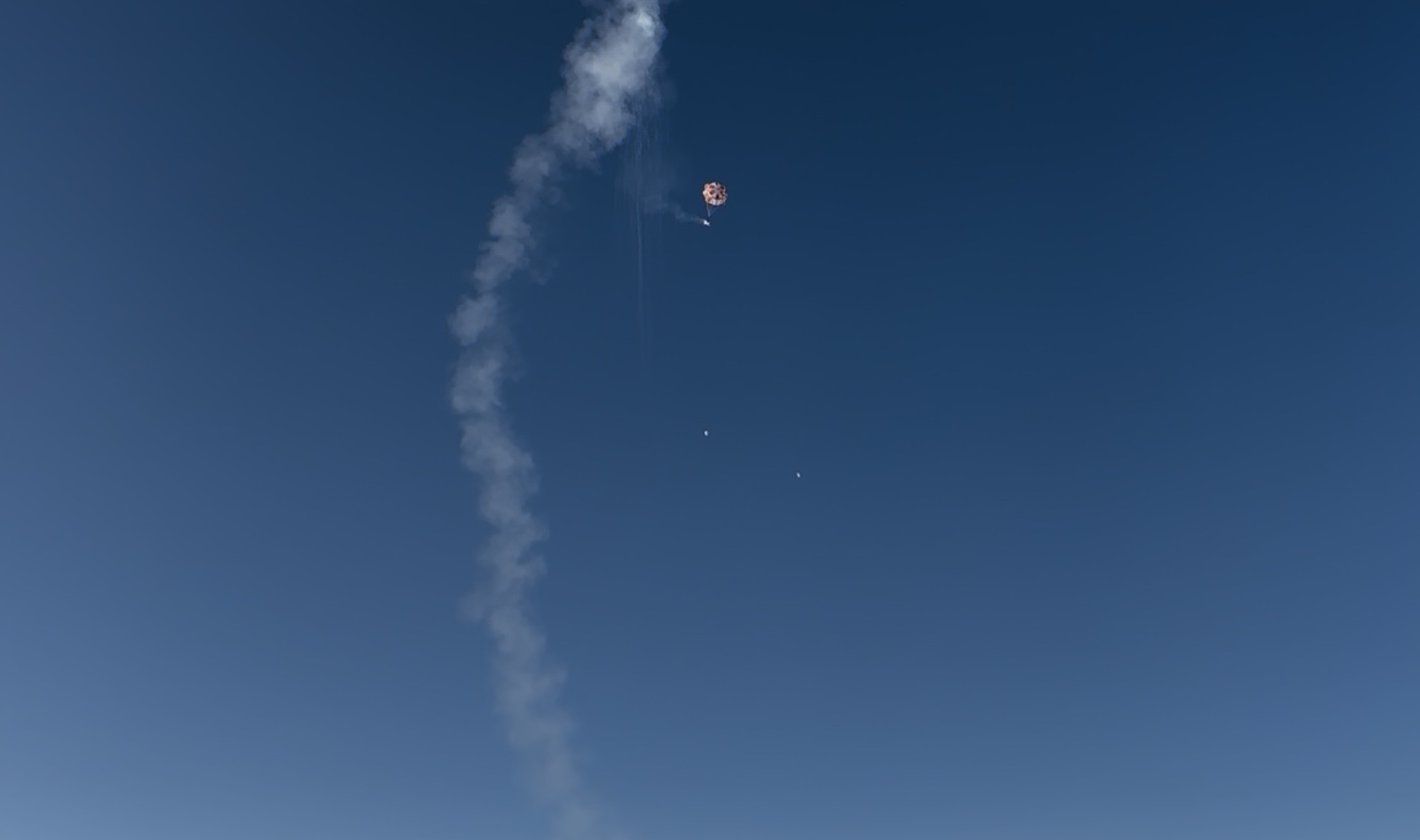 Sisyphus parachute descent during recovery